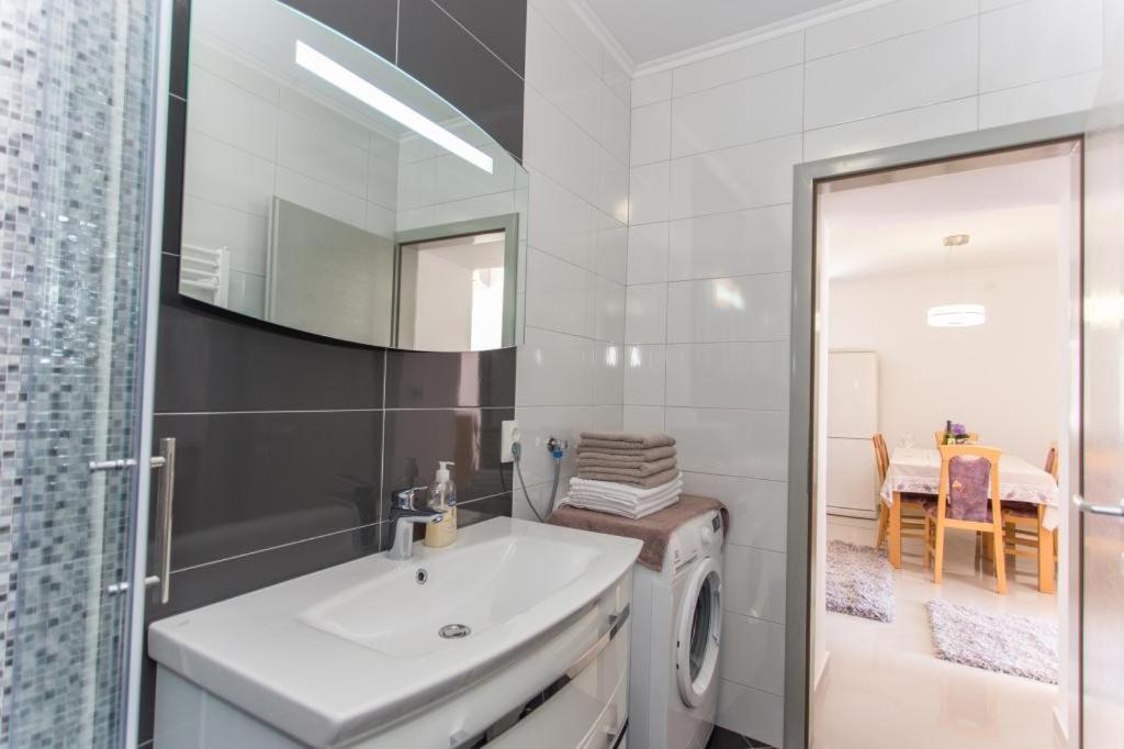 Apartment Mojas Doli Екстер'єр фото
